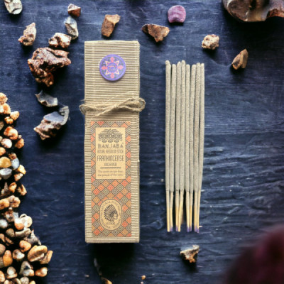 Rytualna żywica na patyku - Kadzidło | Sklep Kardamon | Aromaterapia | Relax | Medytacja Rytualna żywica na patyku - Kadzidło | Sklep Kardamon | Aromaterapia | Relax | Medytacja