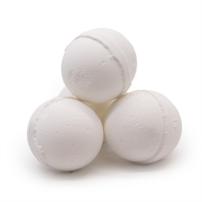 Aromaterapeutyczna kula do kąpieli na przeziębienie i grypę, 120 g Aromaterapeutyczna kula do kąpieli na przeziębienie i grypę, 120 g