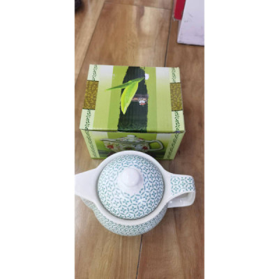 Ceramiczny czajniczek do herbaty 350 ml - SklepKardamon Ceramiczny czajniczek do herbaty 350 ml - SklepKardamon