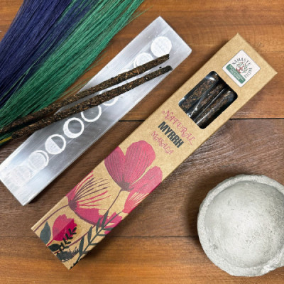 Kadzidełka Botaniczne Namaste - Mirra | Sklep Kardamon | Aromaterapia | Relax | Medytacja Kadzidełka Botaniczne Namaste - Mirra | Sklep Kardamon | Aromaterapia | Relax | Medytacja
