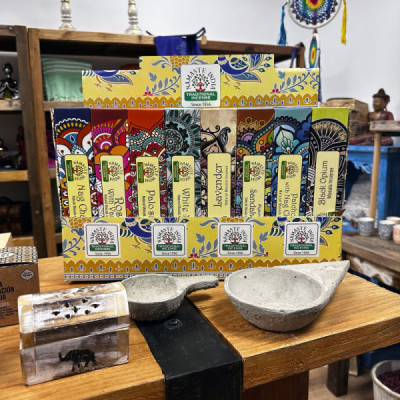 Kadzidełka Namaste Mandala Masala - Palo Santo | Sklep Kardamon | Aromaterapia | Relax | Medytacja Kadzidełka Namaste Mandala Masala - Palo Santo | Sklep Kardamon | Aromaterapia | Relax | Medytacja