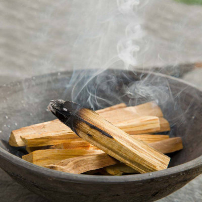 Palo Santo 50G (5-8 Szt.) | Sklep Kardamon | Aromaterapia | Relax | Medytacja Palo Santo 50G (5-8 Szt.) | Sklep Kardamon | Aromaterapia | Relax | Medytacja